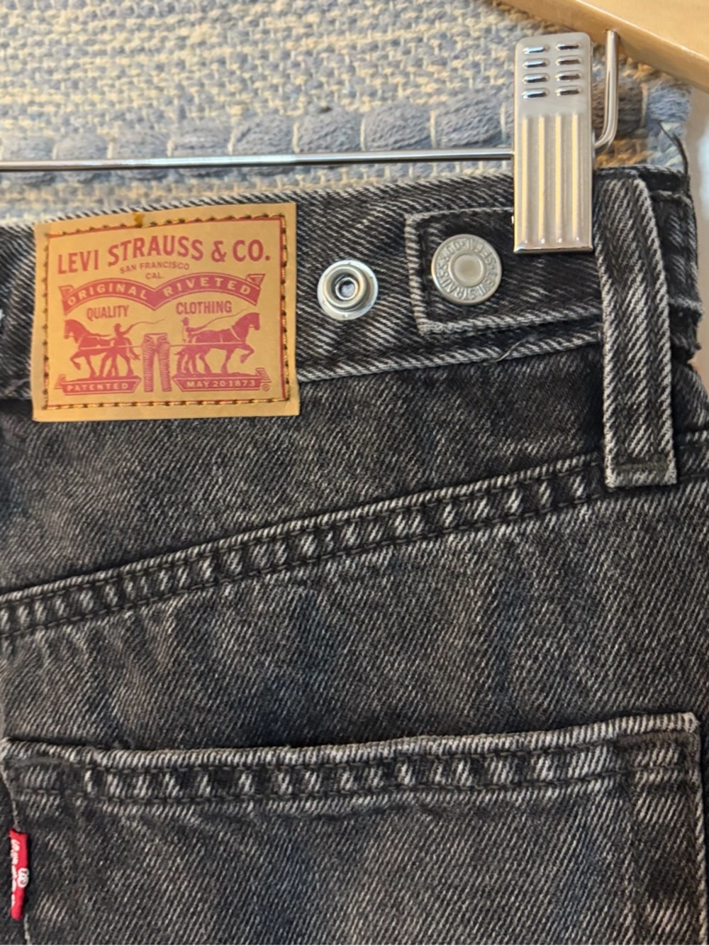 Levi’s Cinch Barrel Jeans size 27 - Picture 5 of 7